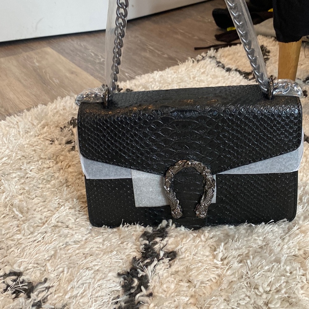 Faux Gucci bag